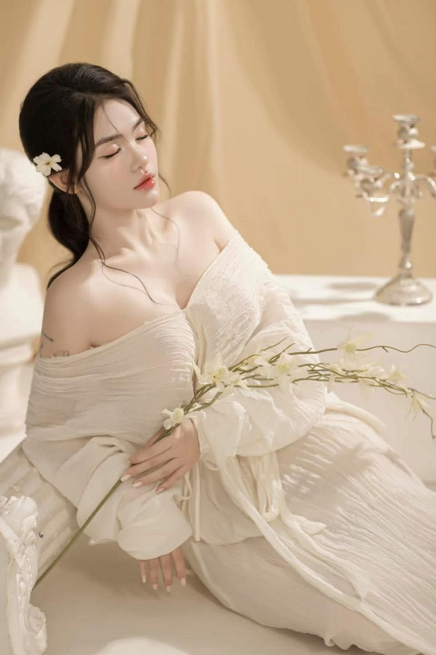 Người vợ da trắng dịu dàng không che đậy phụ nữ trưởng thành đầy đặn quan hệ tình dục khu vực Baidu - Xem trọn bộ HD miễn phí...